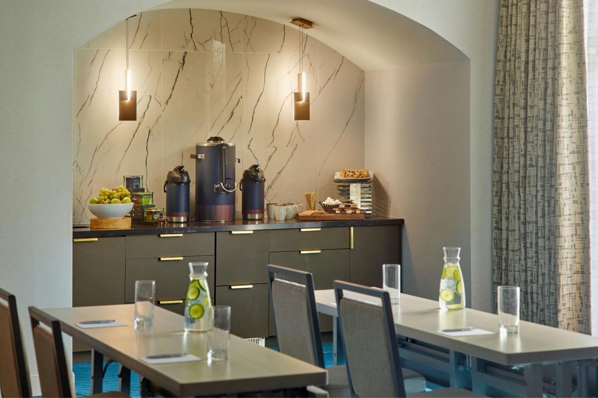Renaissance Charlotte Southpark Hotel Екстериор снимка